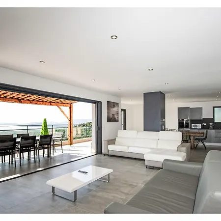 Holiday home Dea Signature By Interhome