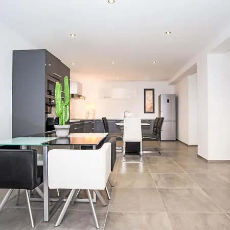 Dea Signature By Interhome